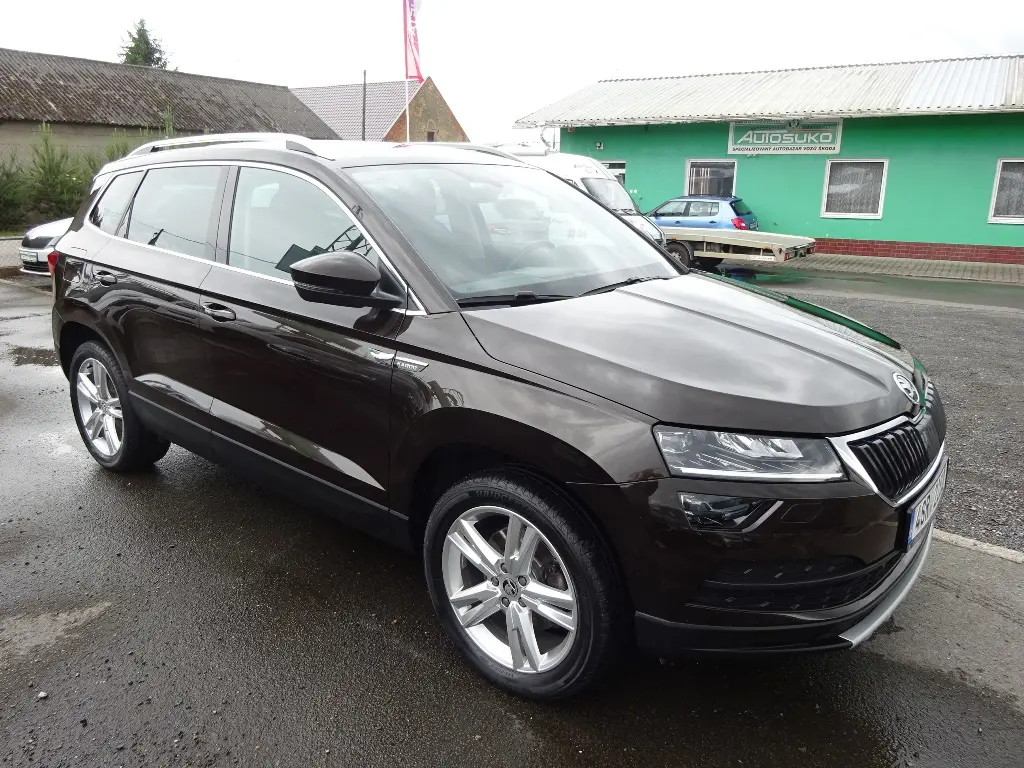 KAROQ Style 2,0TDI 110kW DSG 4x4-ČR+Serviska-2.Maj - fotka 3