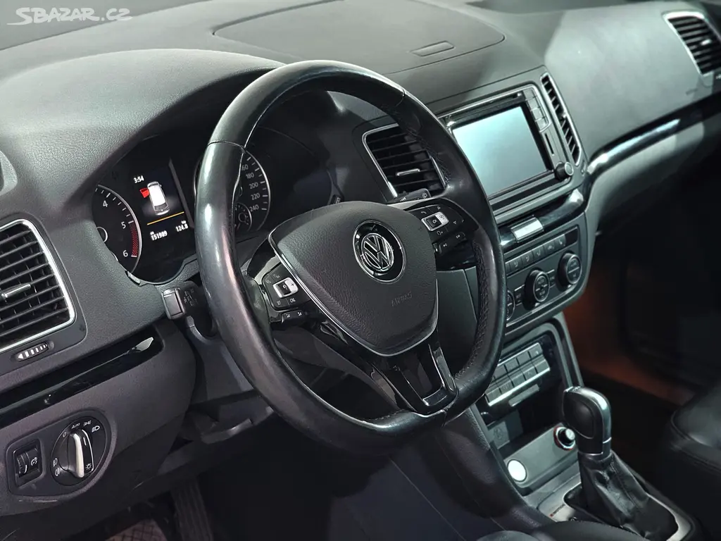 Volkswagen Sharan, 2.0 TDI 135 kW 4M DSG 7míst - fotka 6