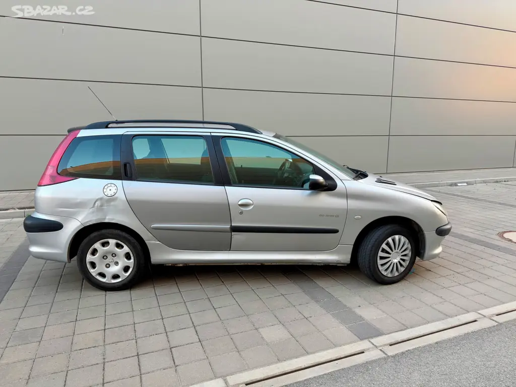 PEUGEOT 206 1.4 HDI KOMBI POJIZDNE - fotka 2