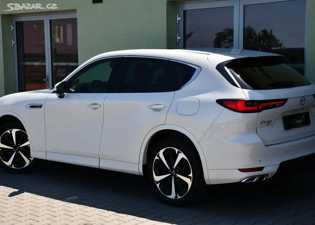 Mazda CX-60 2.5 AWD PHEV Aut. TAKUMI 141 kw - fotka 3