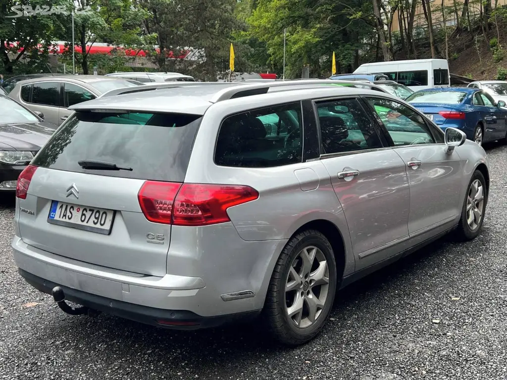 Citroen C5 Tourer 2.0HDI 103kW Exclusive težné STK - fotka 6
