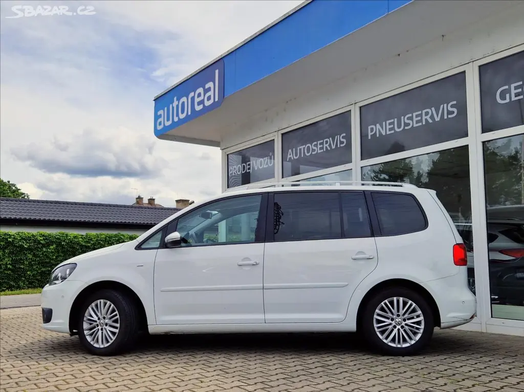 Volkswagen Touran, 2,0 TDI 7MÍST VÝHŘEV KLIMA - fotka 2