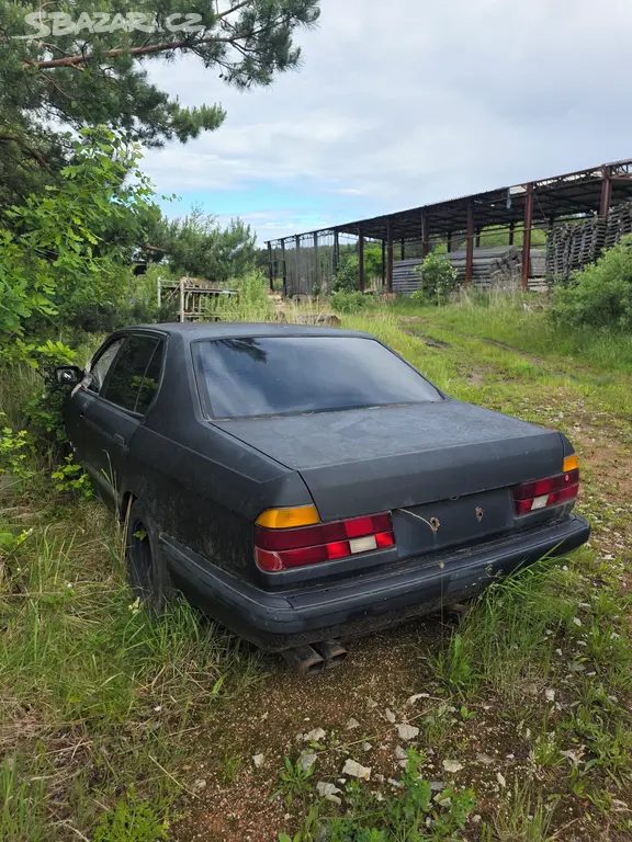 BMW 750i E32