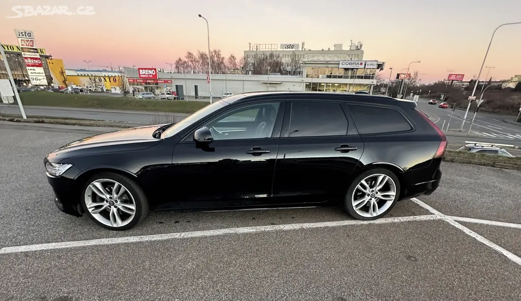 Volvo V90, Volvo V90, D4 140kW R-Design - fotka 5