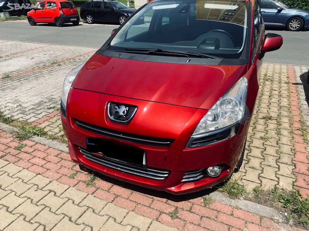Peugeot 5008 2011 1,6Vti 16v 115kw - fotka 4