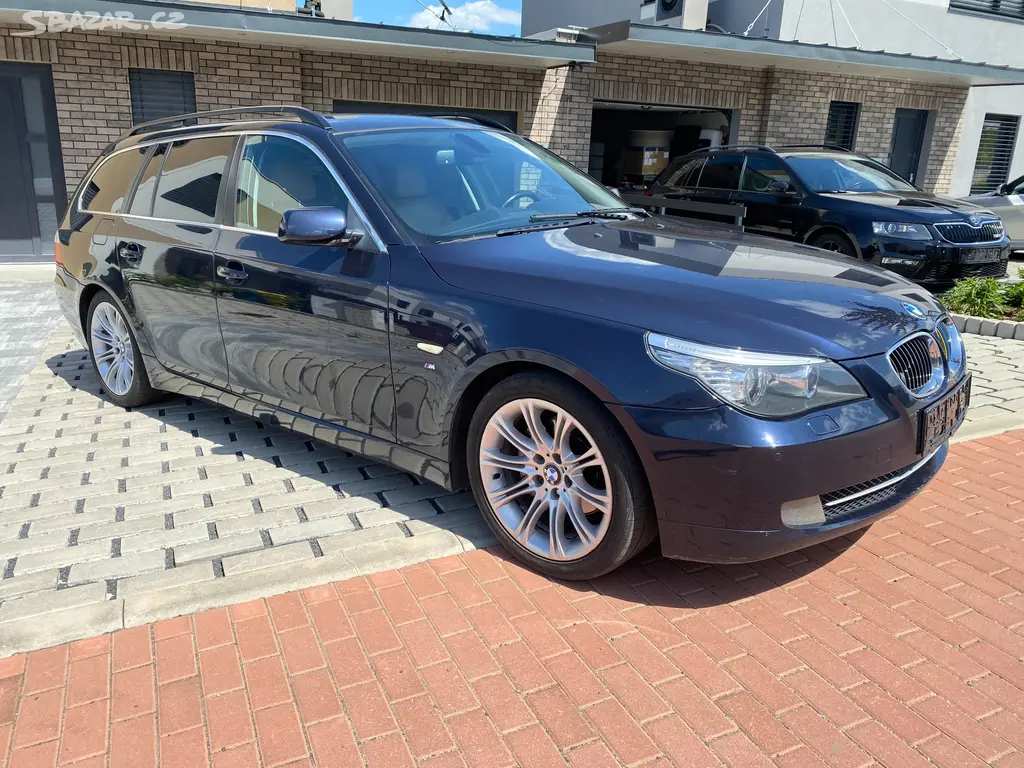BMW 525d combi, 145 kW, r. 2009, kůže, nová STK - fotka 5