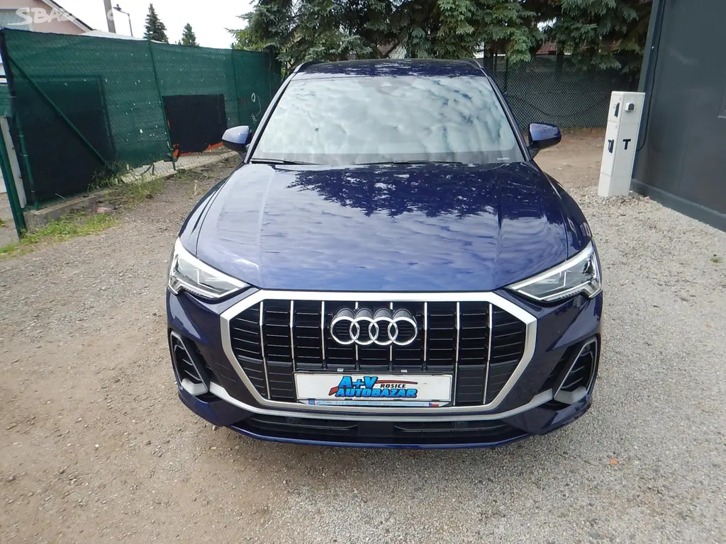 Audi Q3, S-LINE 1.5 TFSI, ČR, DSG - fotka 3
