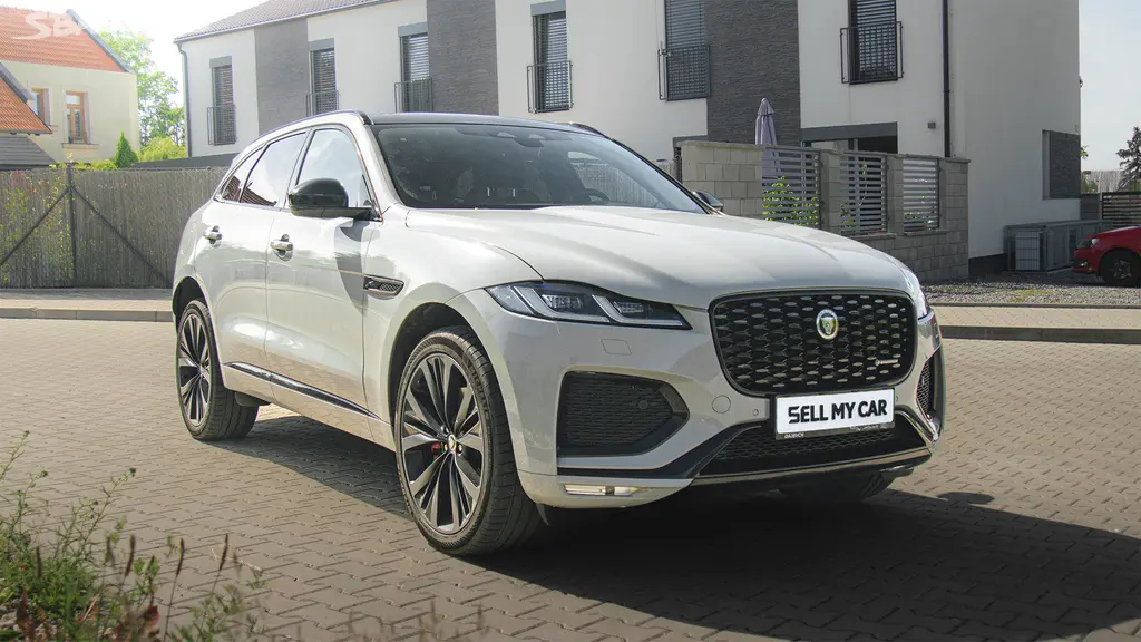 Jaguar F-Pace, 3,0/221kW ČR 1maj DPH 4x4 - fotka 3