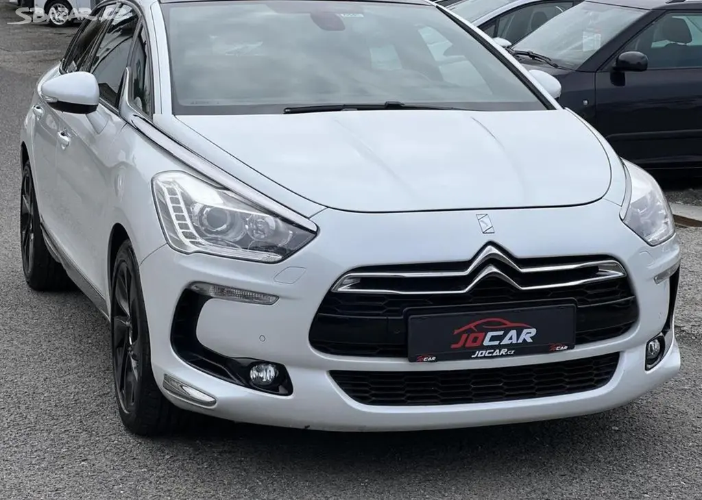 Citroën DS5 2.0HDi AUTOMAT NAVI KAMERA automatická - fotka 3