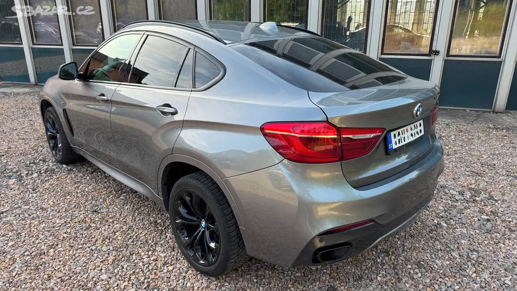 BMW X6, X6 M50D 280kw ČR - fotka 4