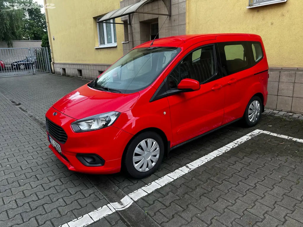 Ford Tourneo Courier 1.0 model 2019 naj. 72000 Km - fotka 4