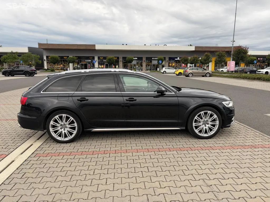 Audi A6 Allroad 3.0 TDi 230kw 4x4 TZ serviska - fotka 2