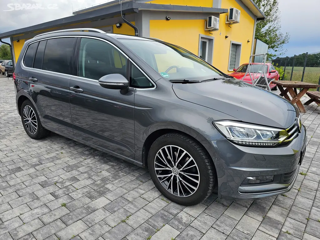 Volkswagen Touran, 1.4 TSI 110kw, Servis VW,1.maj - fotka 3