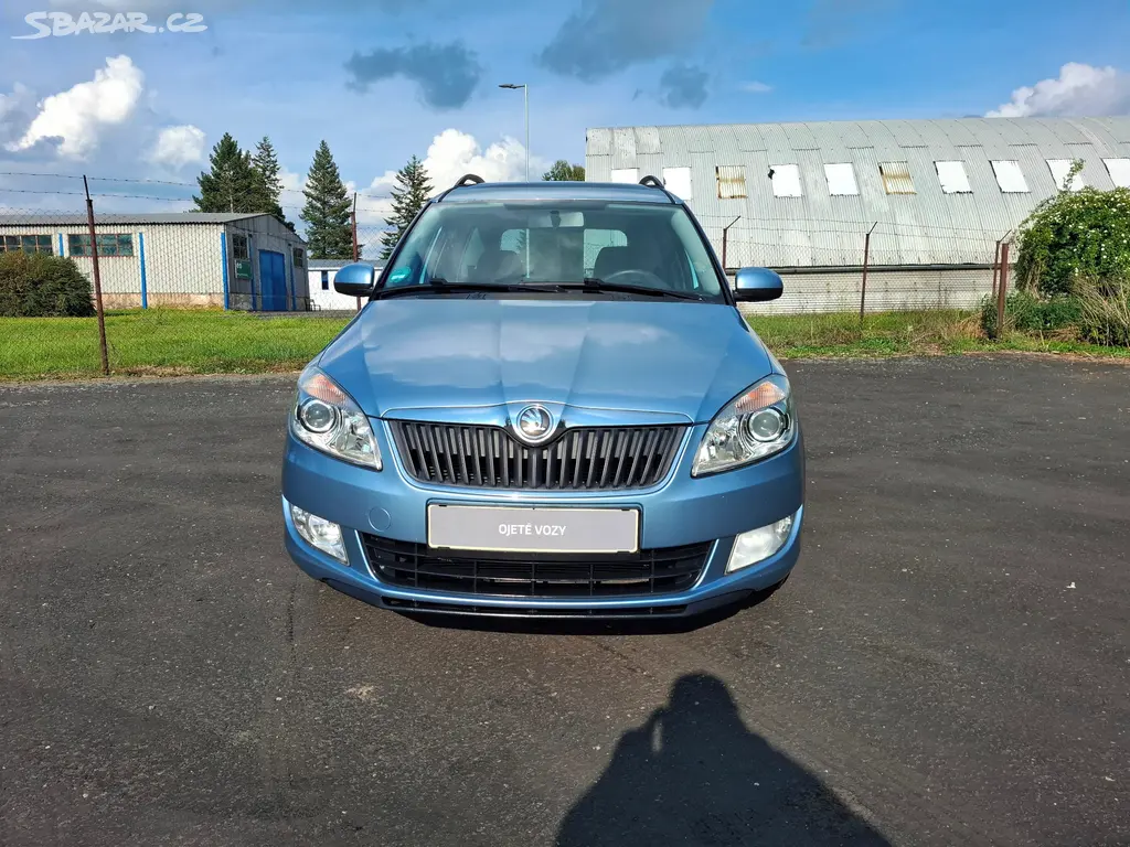 Škoda Roomster edice FRESH 1.2TSi 63kW,klima,tažné - fotka 2