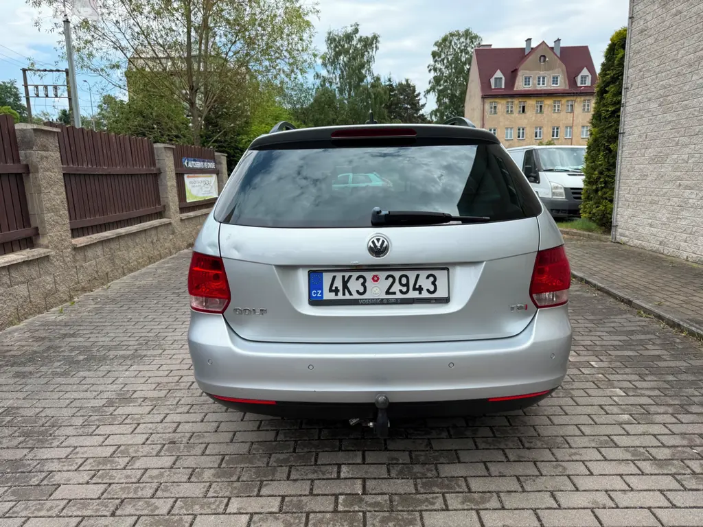 VOLKSWAGEN GOLF V VARIANT 1.4 TSi 103kW TAŽNÉ*STK* - fotka 6