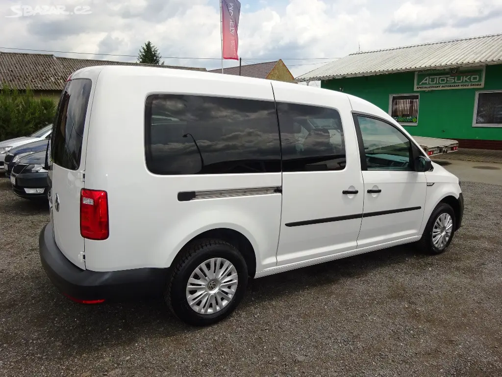 VW CADDY MAXI 2,0TDI 75kW-5míst-2020-120.650km-DPH - fotka 6