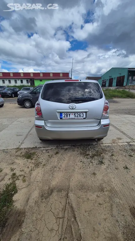 Toyota Corolla Verso - fotka 4