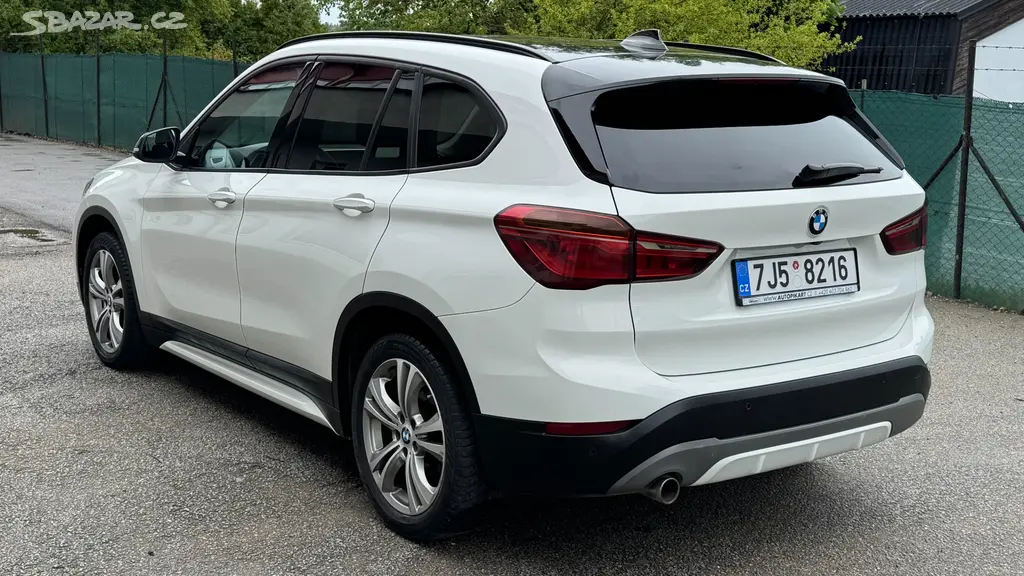 BMW X1 xDrive, 2,0d 110kW, LED,navi - fotka 5