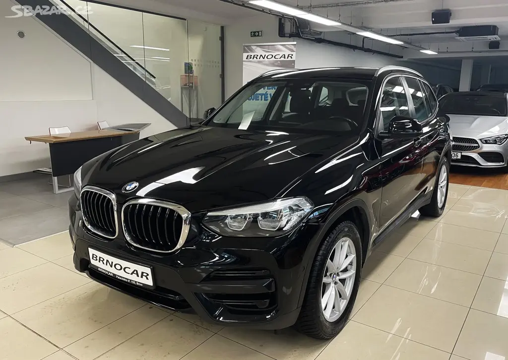 BMW X3, 20d xDrive 140kW, ČR - fotka 3