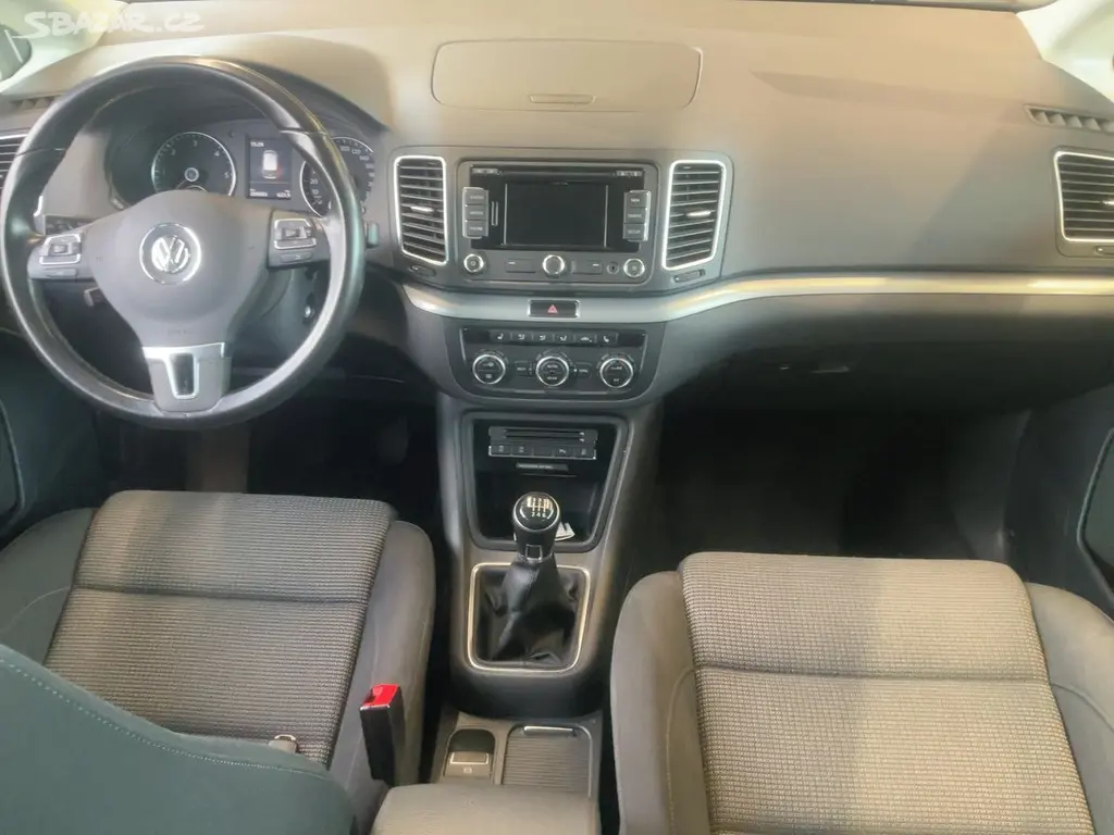 Volkswagen Sharan, 2.0TDi 130KW 7-MÍST BI-XENONY - fotka 3