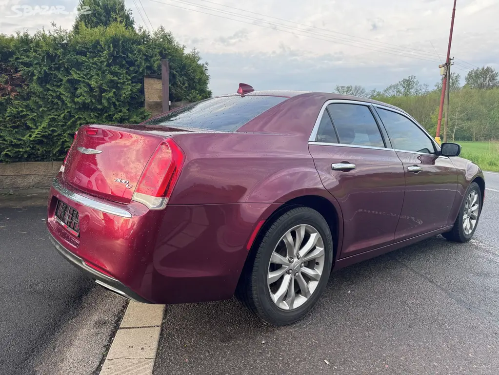 Chrysler 300 C 3.6 V6 4x4 AWD Panorama 2016 DPH - fotka 4