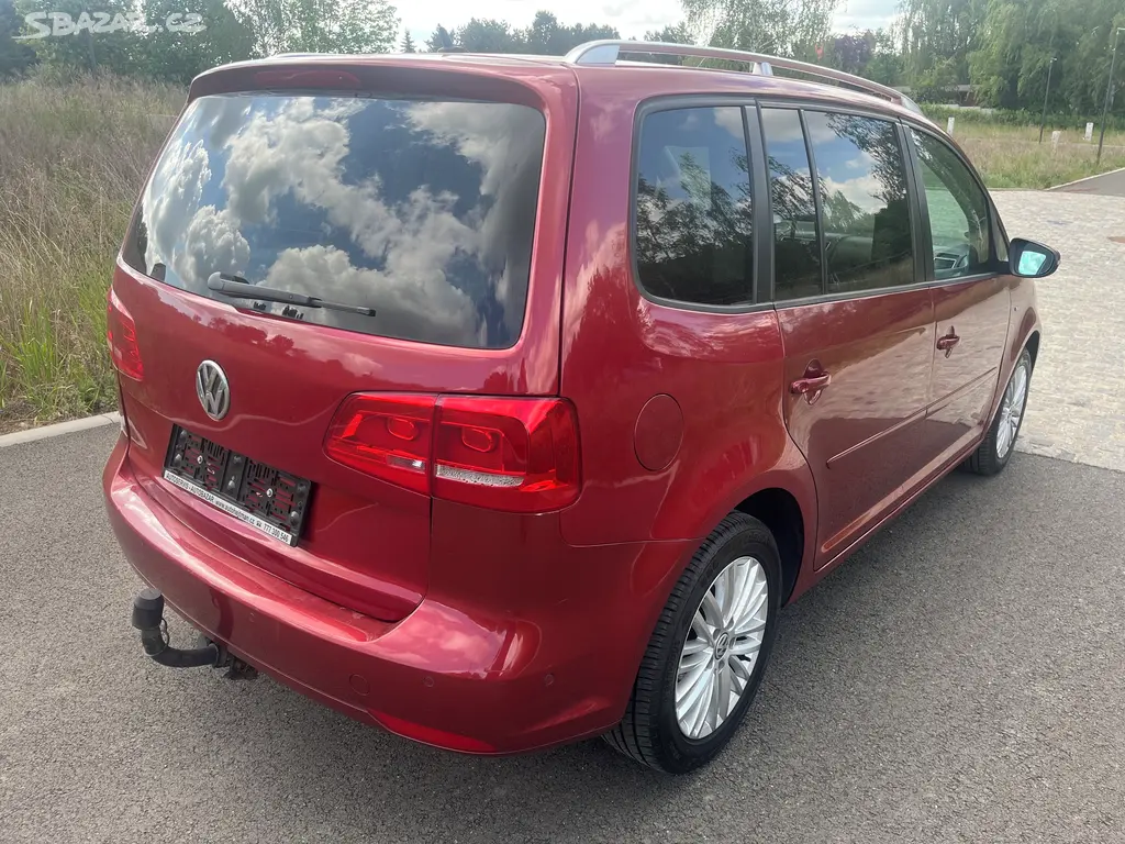 Volkswagen Touran 1.4 TSI DSG tažné alu - fotka 4