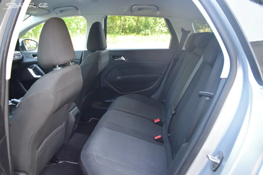 Peugeot 308 1,6 HDi AUTOMAT - fotka 6