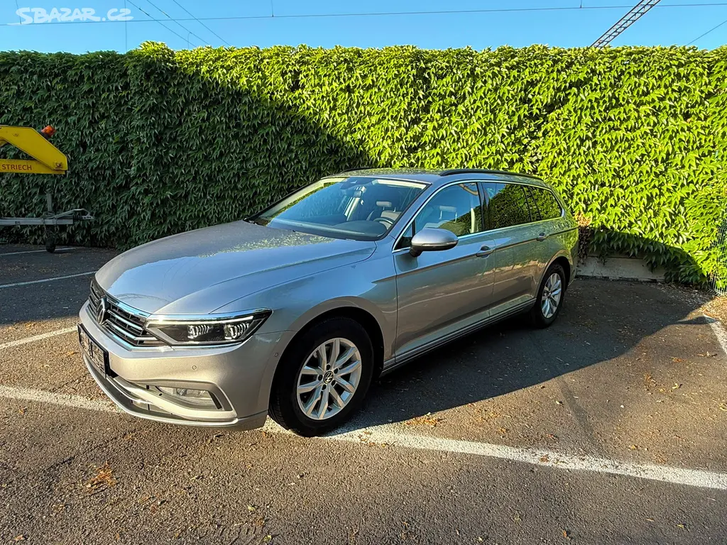 VW PASSAT B8 2.0Tdi 110kw/DSG/Matrix/El.Víko/2022 - fotka 3