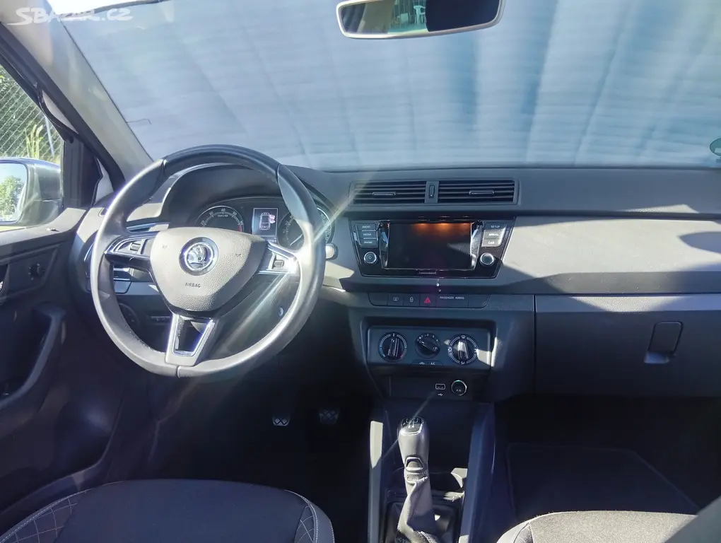 Škoda Fabia 1,0 TSI benzín70Kw-TK do5/2028-52389km - fotka 4
