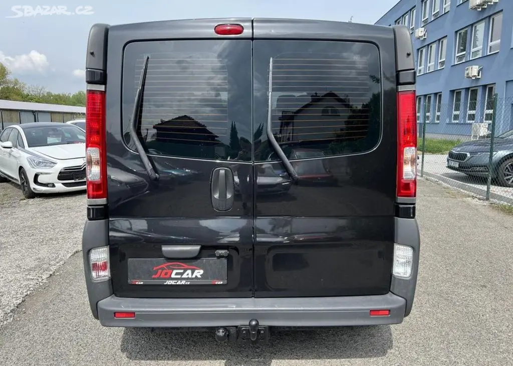 Renault Trafic 2.5DCi 8 MÍST AUTOMAT KLIMA - fotka 6