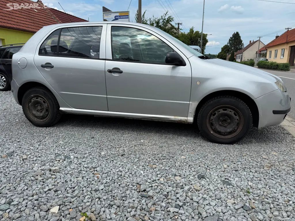 ŠKODA FABIA 1.4 MPi 44 KW - fotka 6