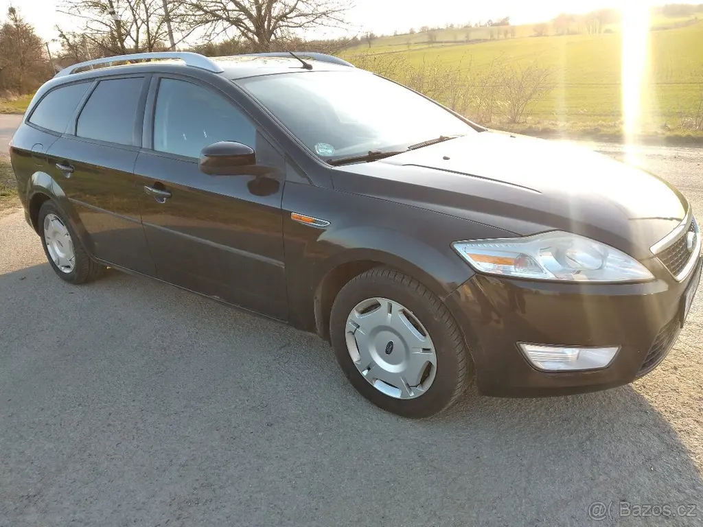 Ford Mondeo mk4 kombi benzin / lpg - fotka 2