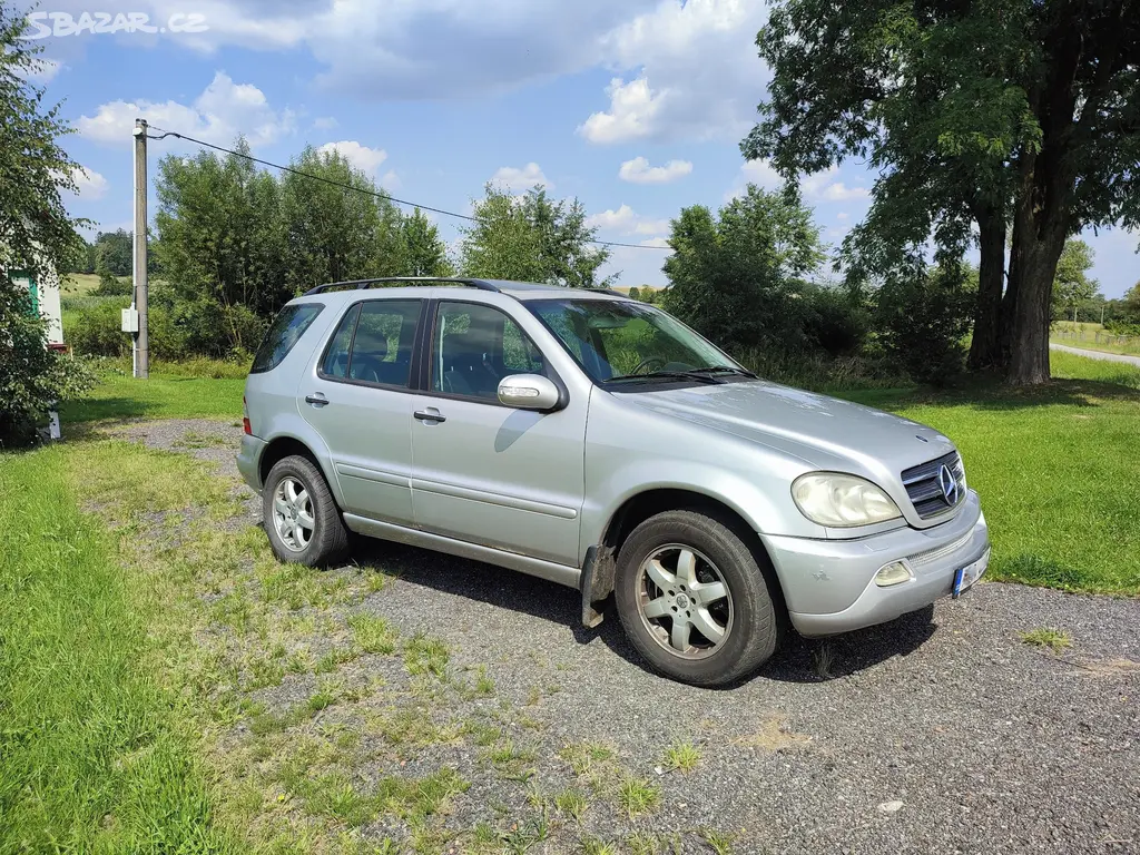 Mercedes ML500 W163 V8 benzín 293koní 4x4 facelift - fotka 2