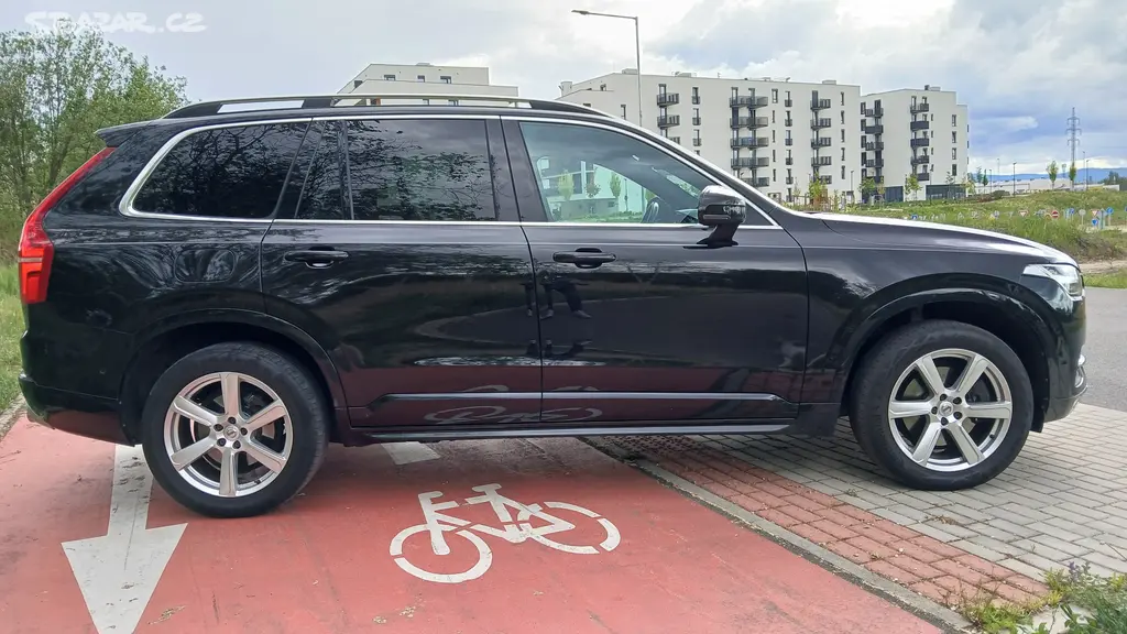 Volvo XC90 SUMMUM 2.0D 173KW - tažné,panorama - fotka 5