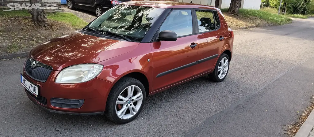 Škoda Fabia 2 1.2 HTP 44 kW - fotka 3