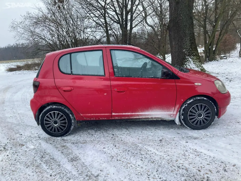 Toyota Yaris 1.4 D-4D, r. v. 2002 - fotka 4