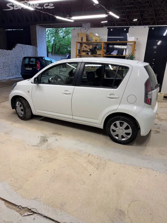 Daihatsu Sirion 1.3 4x4 - fotka 5