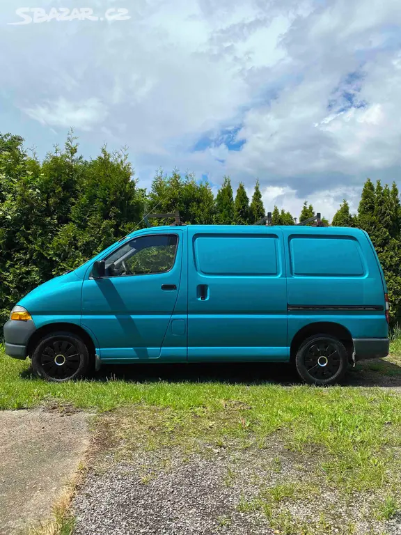 Toyota Hiace 2.4D 58kw rok 1996 STK 06/28 původ ČR - fotka 6