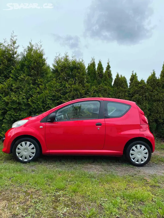 Peugeot 107 1.0i 50kw,rok 2007,STK 03/2028,Euro4 - fotka 6
