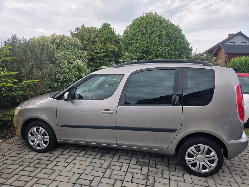 Škoda Roomster 1.2 tsi 63kW Ambition 2013 jen 149t - fotka 3