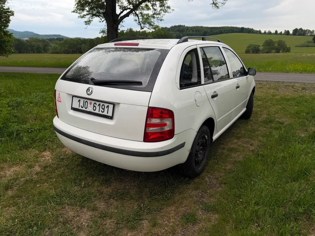 Škoda Fabia 1.4 55 kw - fotka 6