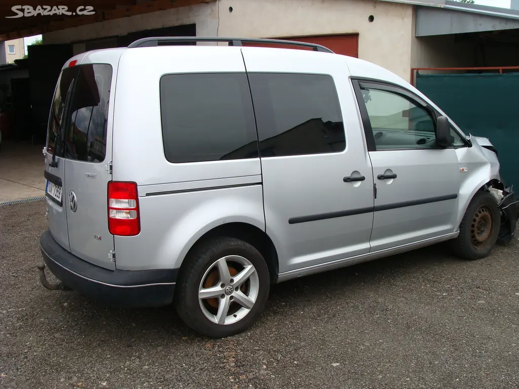 Volkswagen Caddy, 1.6 TDI 75kw 2013 HAVAROVANÉ - fotka 4