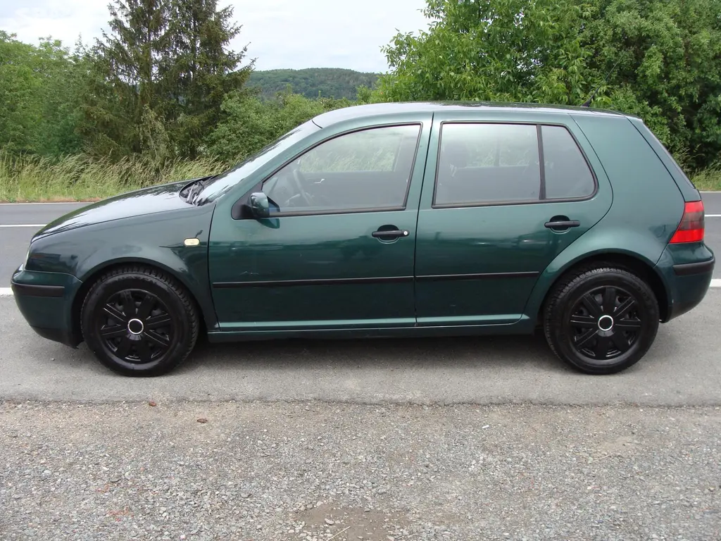 Volkswagen Golf, 1.6i Automat, 165000 km - fotka 3