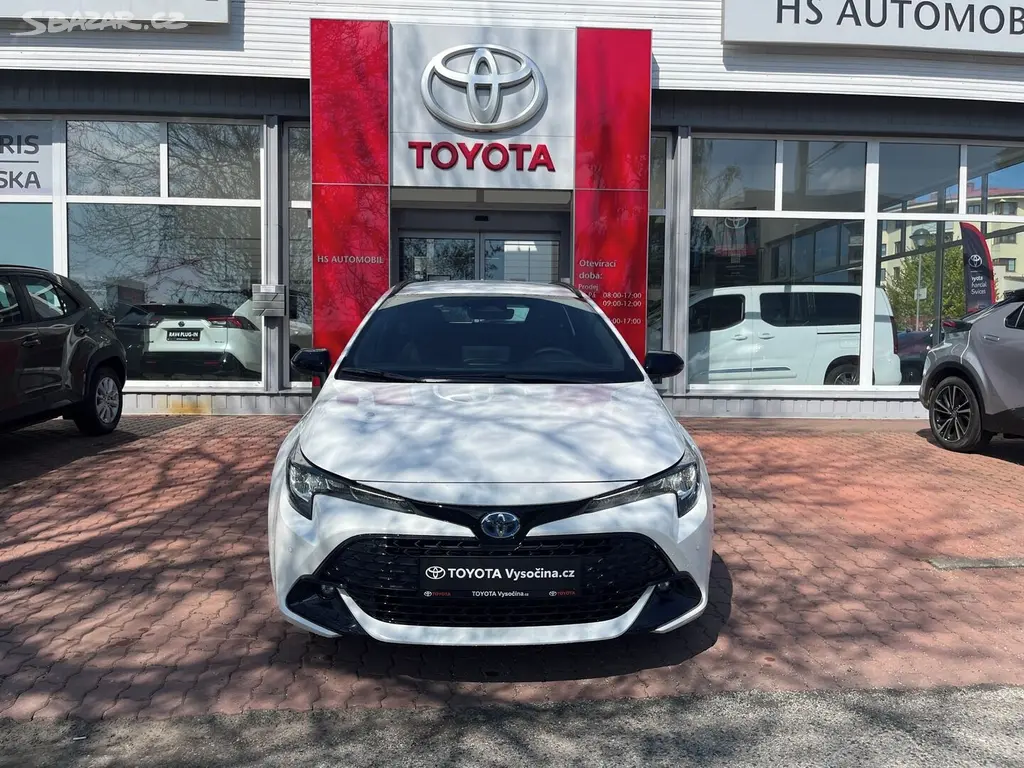 Toyota Corolla, 1.8L hybrid CVT (2x4) Comfort - fotka 3