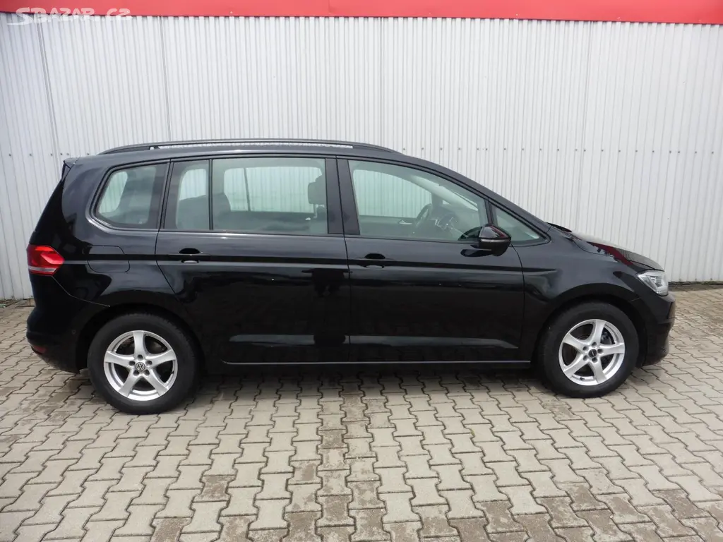 Volkswagen Touran, 1.6 TDI Comfortline DSG, ... - fotka 5