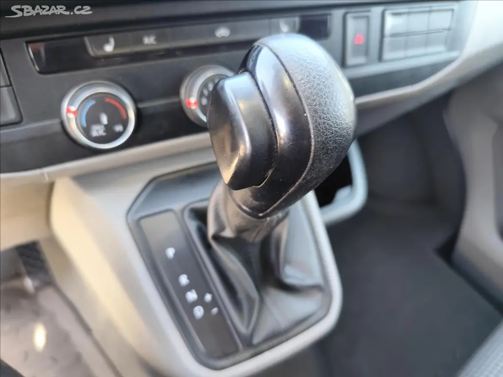 Volkswagen Transporter, T6.1 2,0TDI 110KW L2 DSG ROZVO - fotka 6