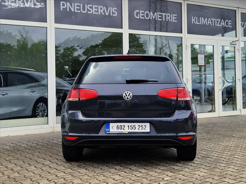 Volkswagen Golf, 1,2 TSI VÝHŘEV KLIMA DIGI - fotka 4