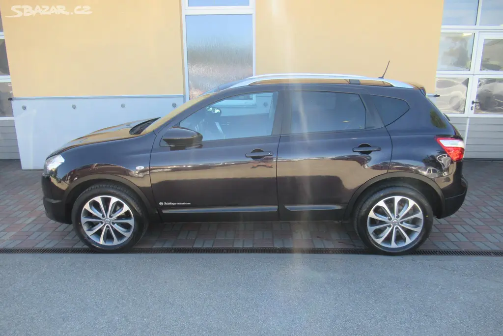 Nissan Qashqai, 1.5 DCi AUT. KLIMA PANORAMA - fotka 6