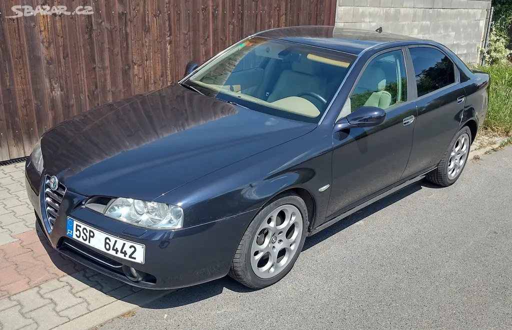 169.500km Alfa Romeo 166 2.4JTDm Bez koroze.Pneu - fotka 2