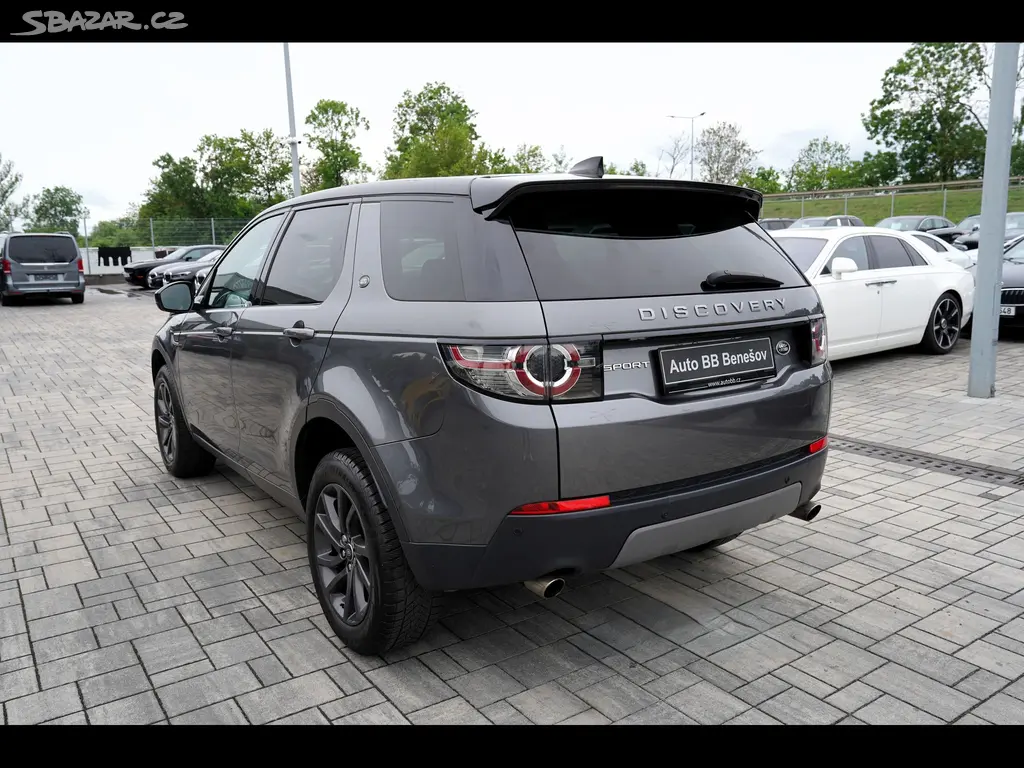 Land Rover Discovery Sport, 2.0 TD4 AWD HSE/AT/ČR - fotka 4